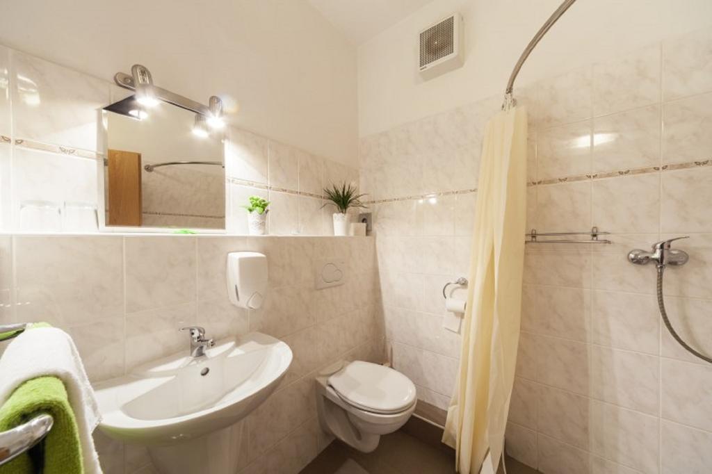 Penzion Forman Hotel Rožnov pod Radhoštěm Kamer foto