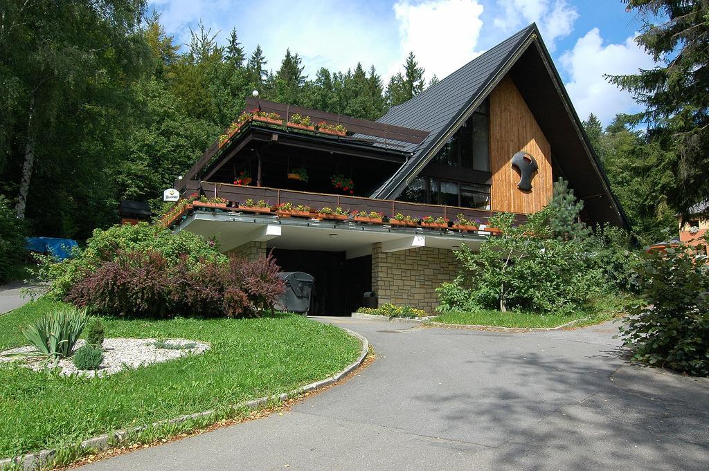 Penzion Forman Hotel Rožnov pod Radhoštěm Buitenkant foto